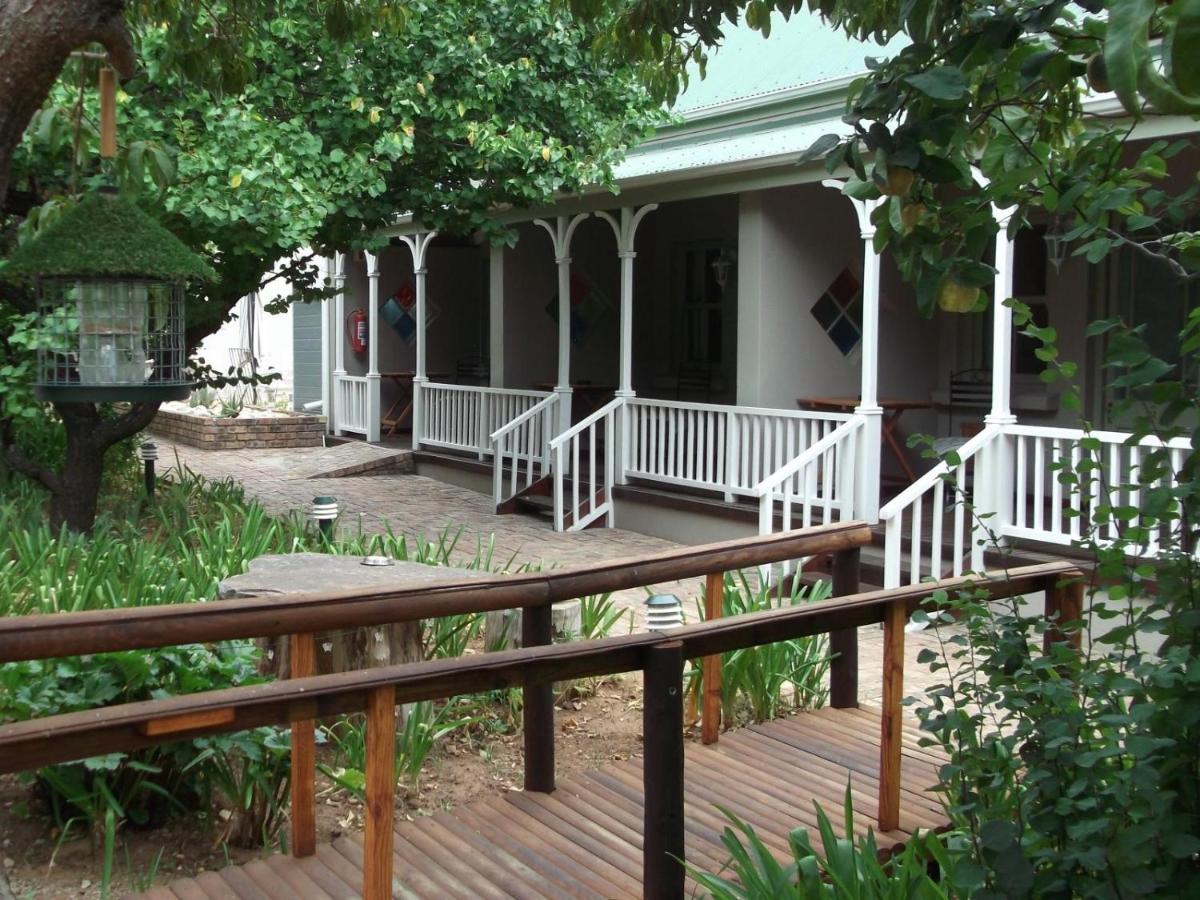Housemartin Lodge & Self Catering De Rust Exterior photo